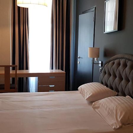 Hotel Aviation Saint-Gilles Ngoại thất bức ảnh