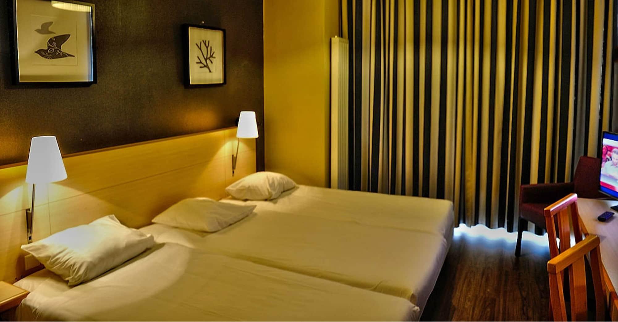 Hotel Aviation Saint-Gilles Ngoại thất bức ảnh