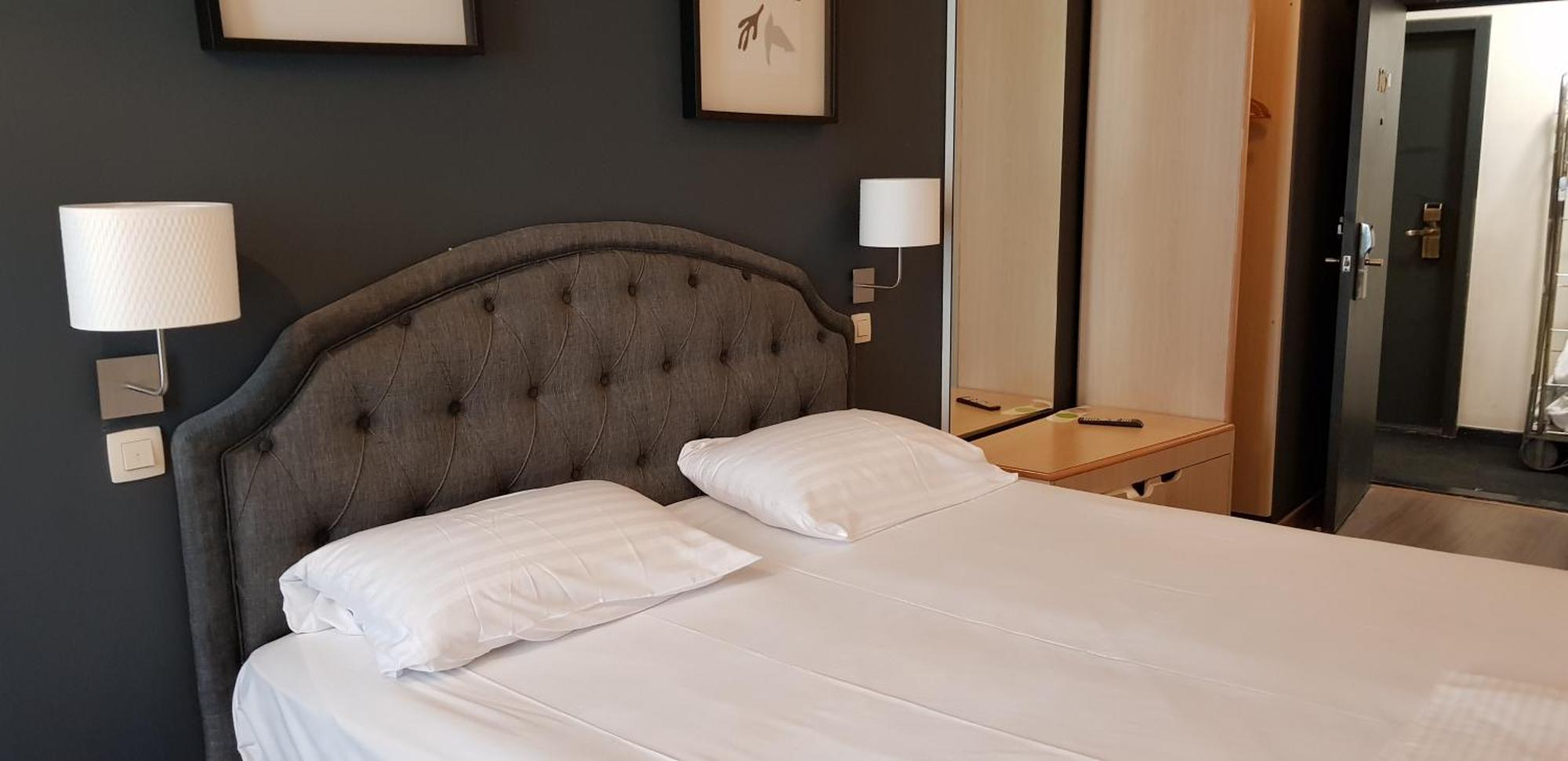 Hotel Aviation Saint-Gilles Ngoại thất bức ảnh